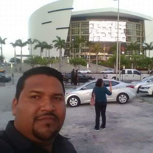 Meet your Posher, Luis